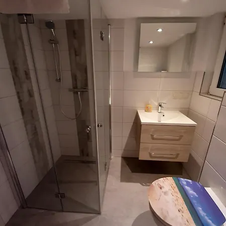 Pommerngreif -grosse , Familiaer, Mit Poolnutzung Und Grillmoeglichkeit Apartmán *