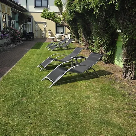 Pommerngreif -grosse , Familiaer, Mit Poolnutzung Und Grillmoeglichkeit Apartmán Zinnowitz